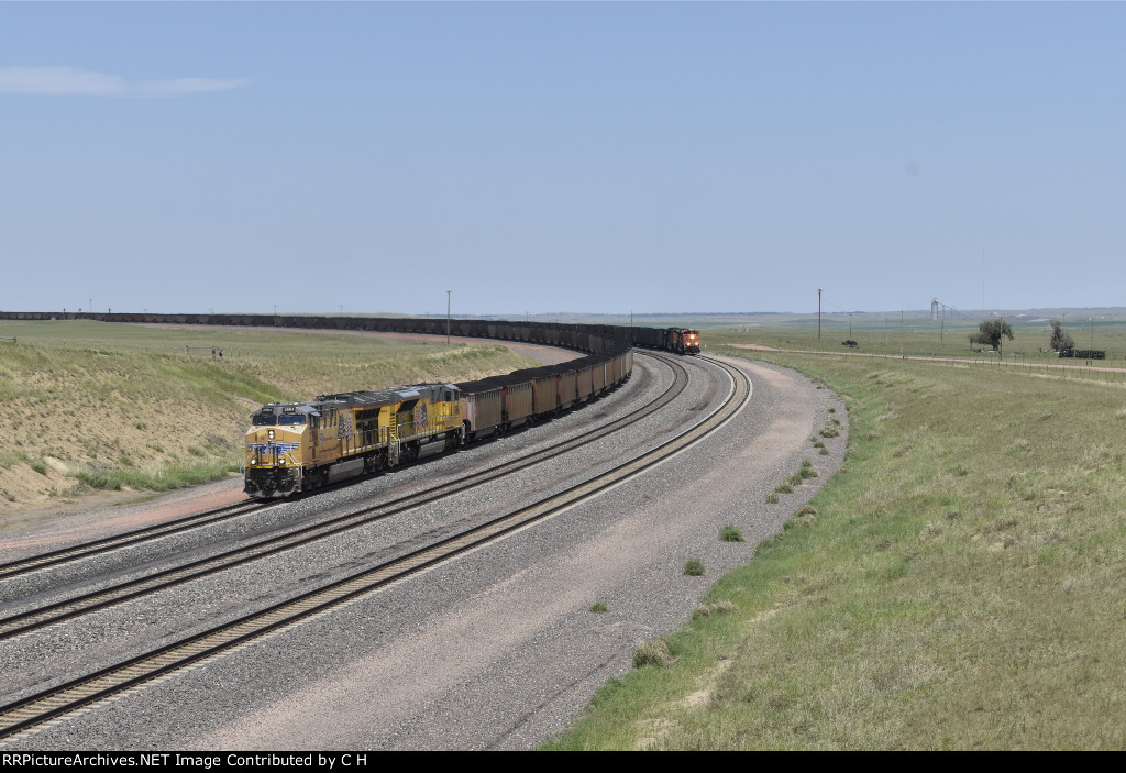 UP 2594/3049/BNSF 9242/9265